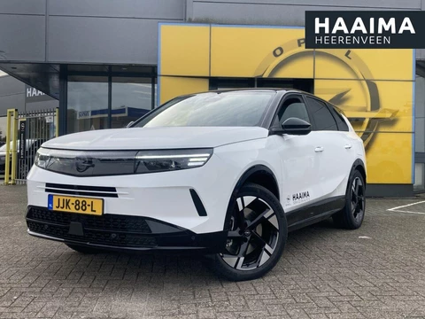 Opel Grandland 1.6 Turbo 195pk Plug-in-Hybrid Automaat GS | DEMO | Panoramadak | 20" Lichtmetalen velgen | Trekhaak | Headup display | Navigatie | Adapt. Cruise control | LED Matrix verlichting
