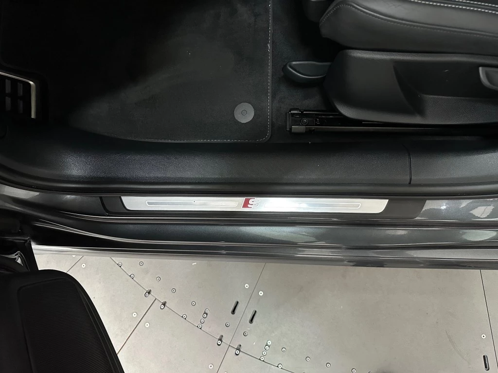 Audi A4 – foto 32