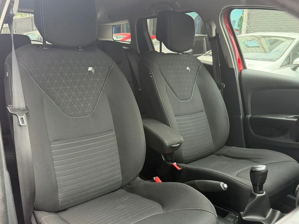 Renault Clio – foto 14