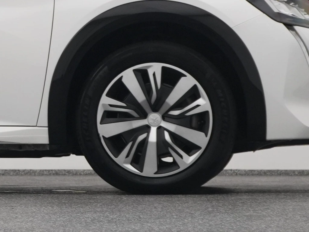 Peugeot e-208 – foto 43
