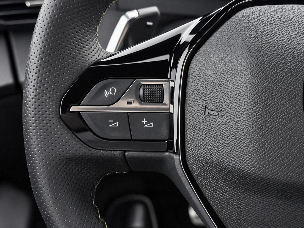 Peugeot 208 – foto 23