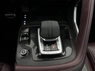 Jaguar E-PACE – thumbnail 20