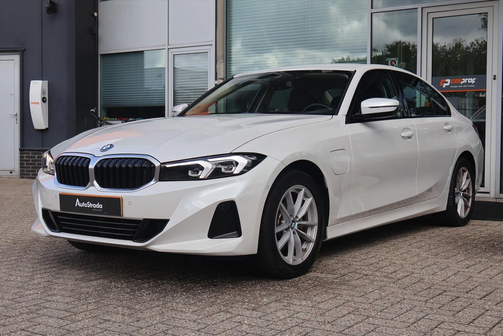 BMW 3 Serie – foto 3