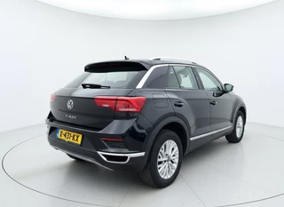 Volkswagen T-Roc – thumbnail 5