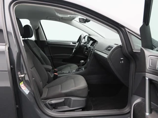 Volkswagen e-Golf – thumbnail 36