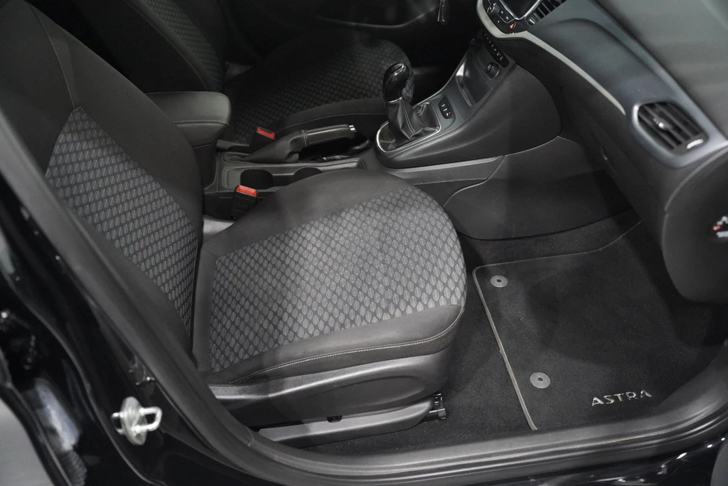 Opel Astra – foto 18