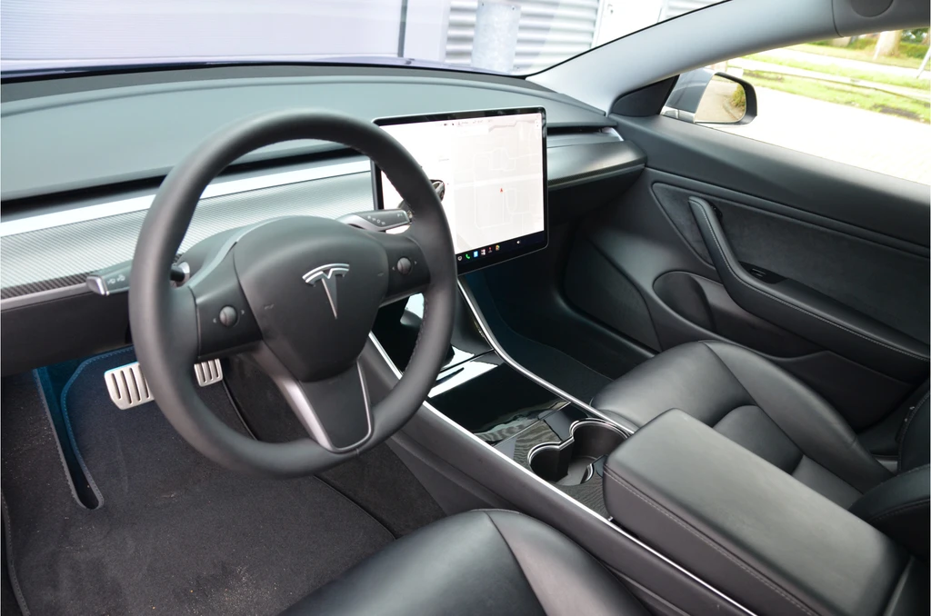 Tesla Model 3 – foto 10