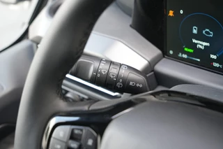 Ford Tourneo Custom – thumbnail 24