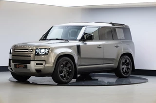 Land Rover Defender – thumbnail 1