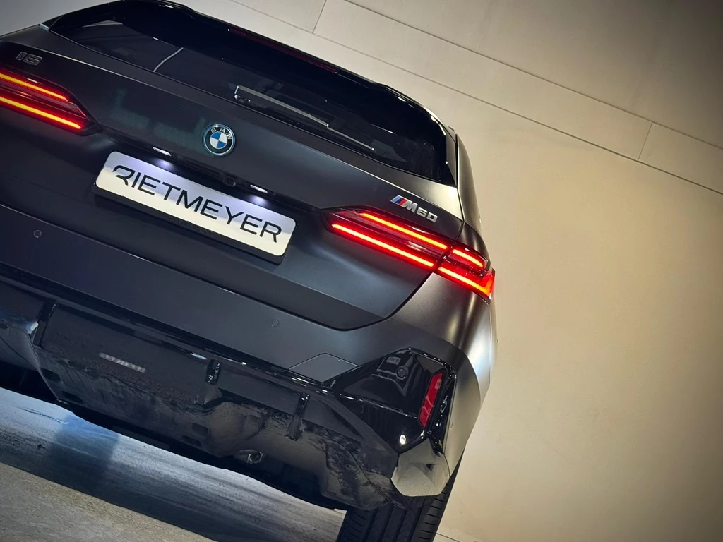 BMW i5 – foto 6