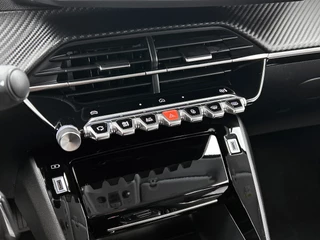 Peugeot 208 – thumbnail 8
