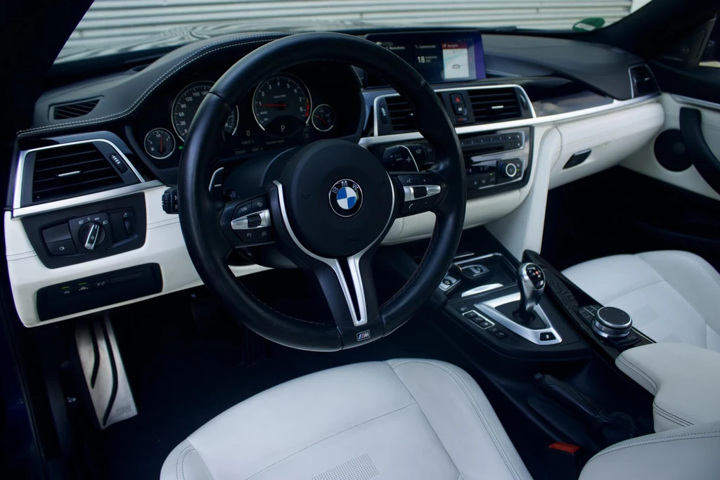 BMW M4 – foto 13