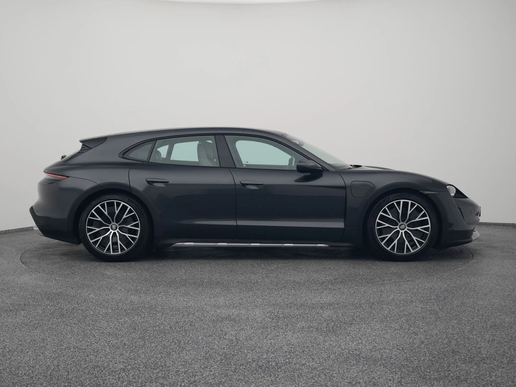 Porsche Taycan – foto 12
