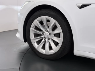 Tesla Model S – thumbnail 33