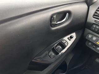 Nissan Leaf – thumbnail 20