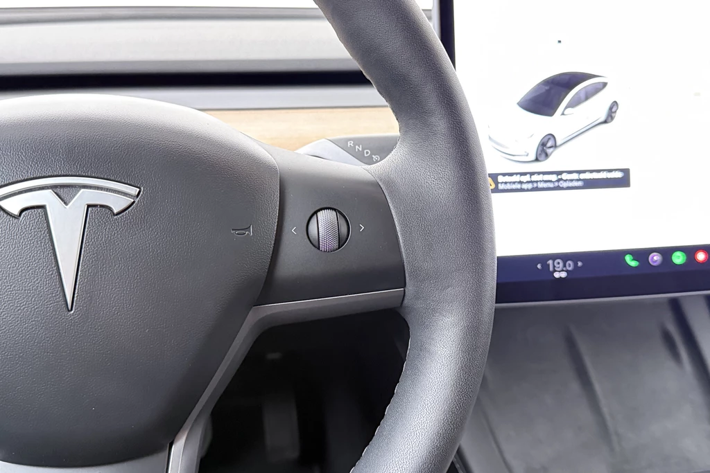Tesla Model 3 – foto 21