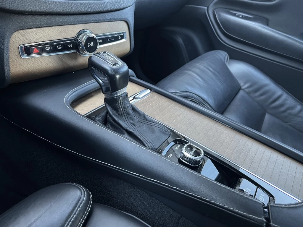 Volvo XC90 – foto 12
