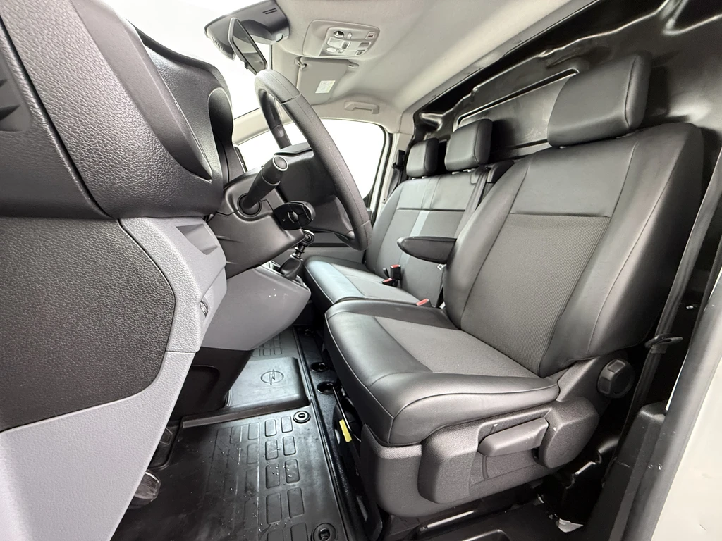 Opel Vivaro – foto 12