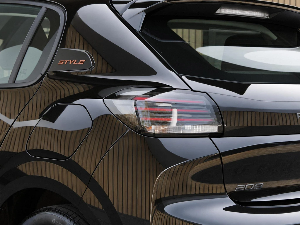 Peugeot 208 – foto 23