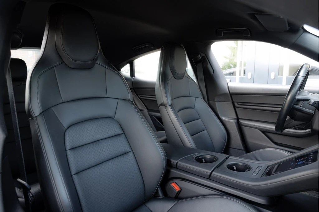 Porsche Taycan – foto 13