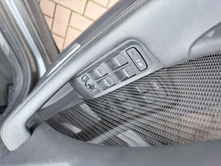 Jaguar I-PACE – thumbnail 22