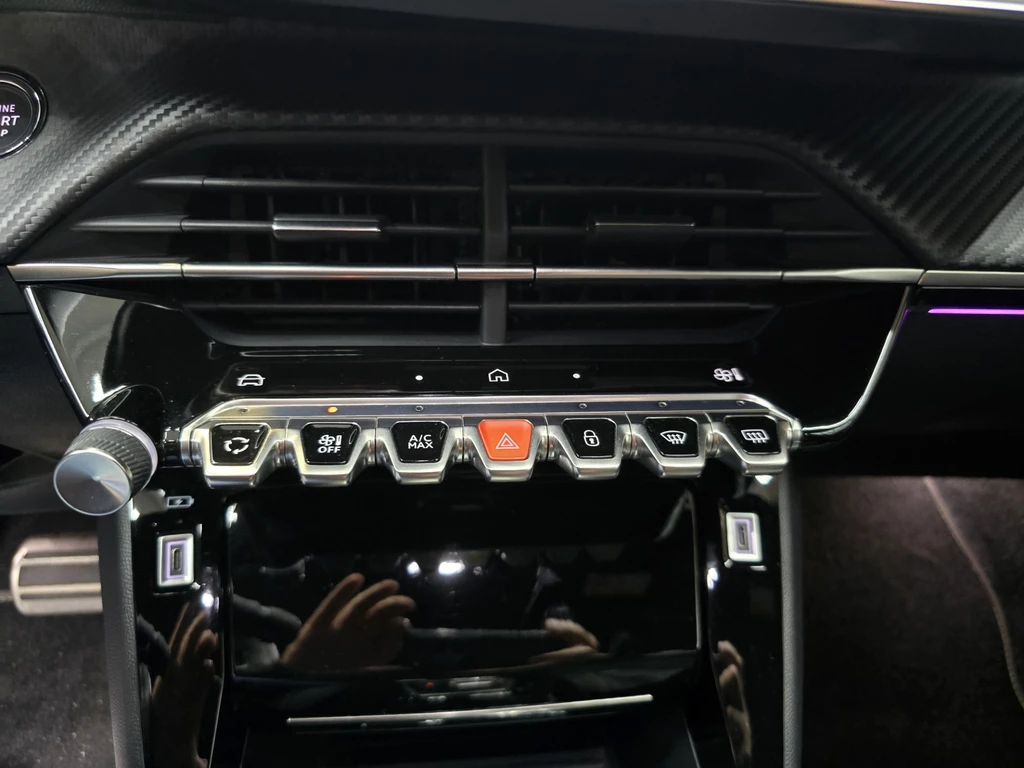 Peugeot e-2008 – foto 19