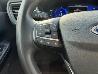 Ford Kuga – thumbnail 16