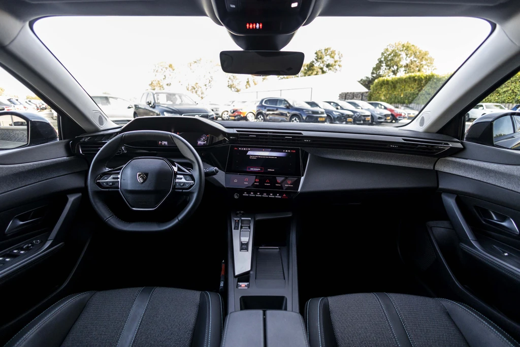 Peugeot 408 – foto 11