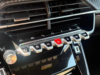 Peugeot 208 – thumbnail 12