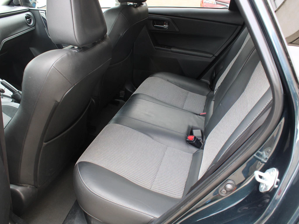 Toyota Auris – foto 13