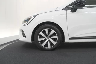 Renault Clio – thumbnail 25
