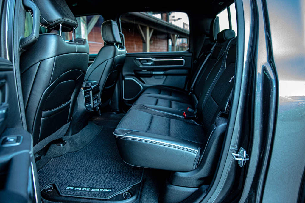 Dodge Ram 1500 – foto 18