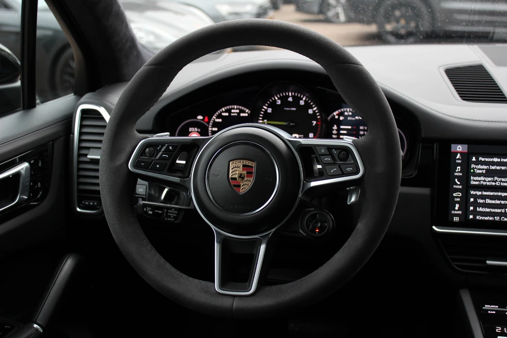 Porsche Cayenne – foto 19