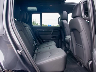 Land Rover Defender – thumbnail 18