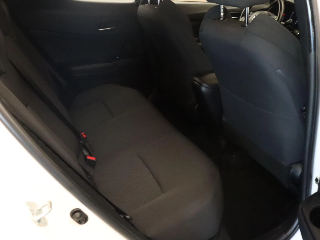 Toyota C-HR – foto 17