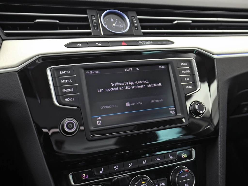 Volkswagen Passat – foto 20