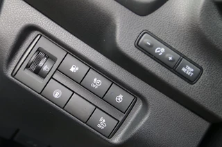 Nissan Leaf – thumbnail 18