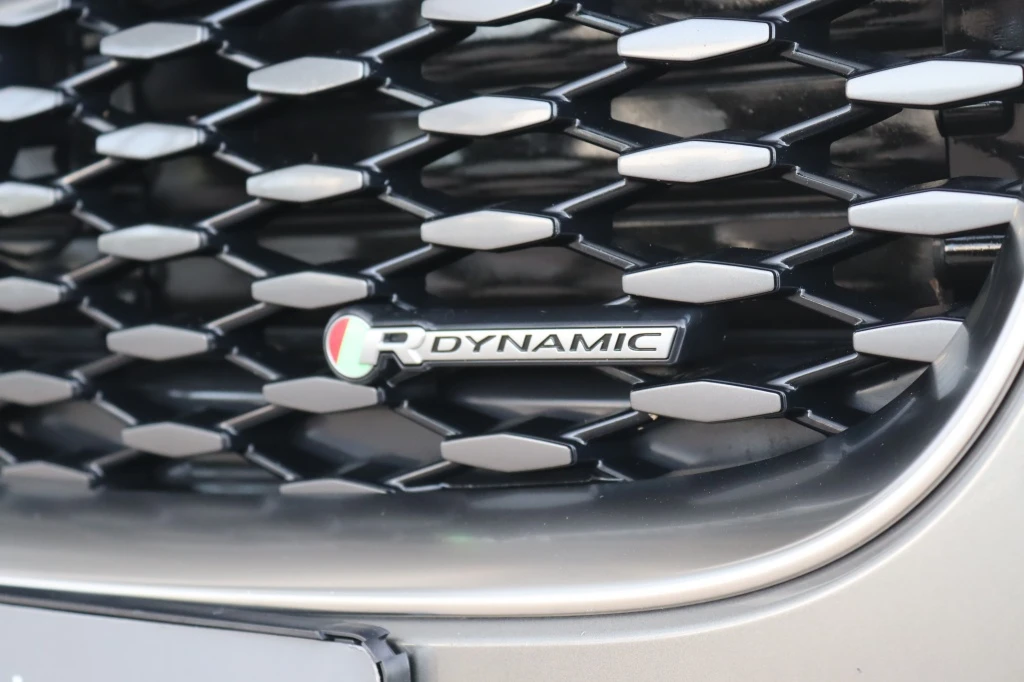 Jaguar E-PACE – foto 52