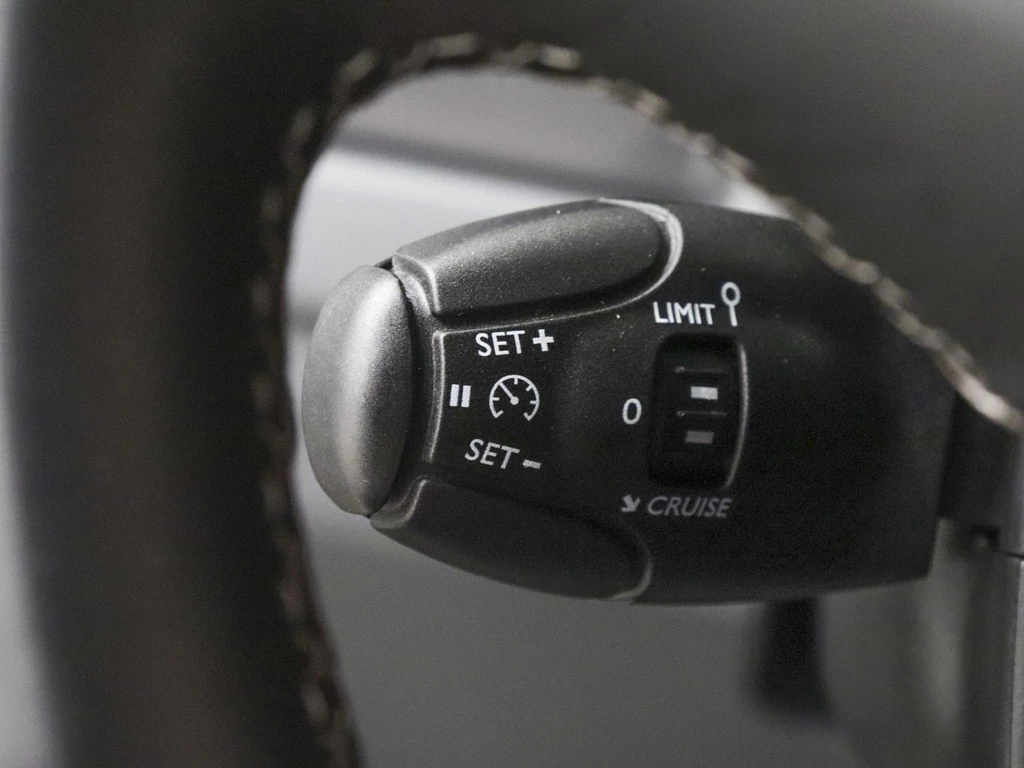 Opel Vivaro – foto 18