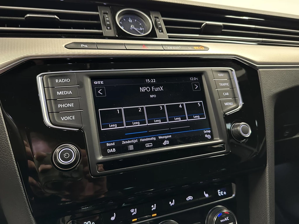 Volkswagen Passat – foto 23