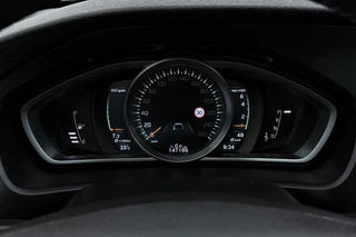 Volvo V40 – thumbnail 23