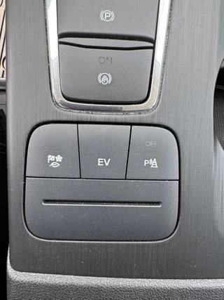 Ford Kuga – thumbnail 20