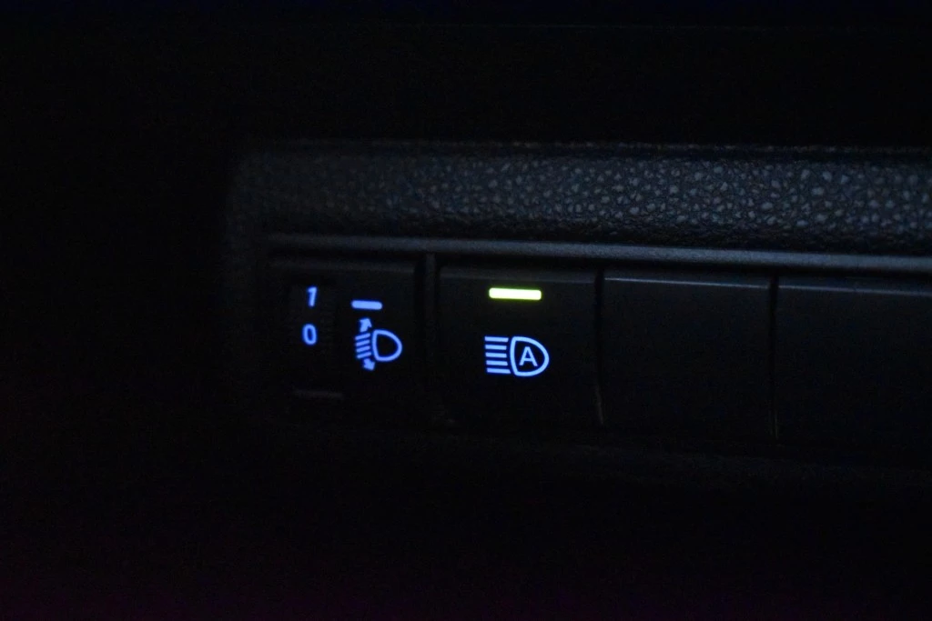Toyota Corolla Touring Sports – foto 19