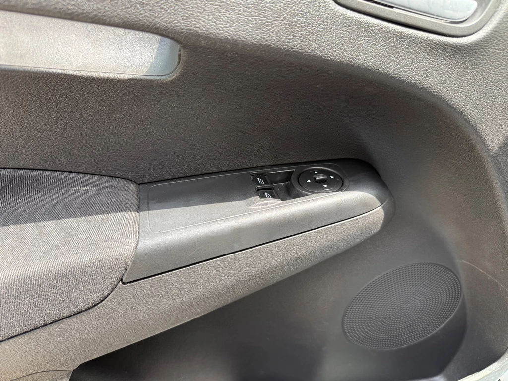 Ford Transit Courier – foto 33