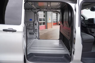 Ford Transit Custom – thumbnail 13