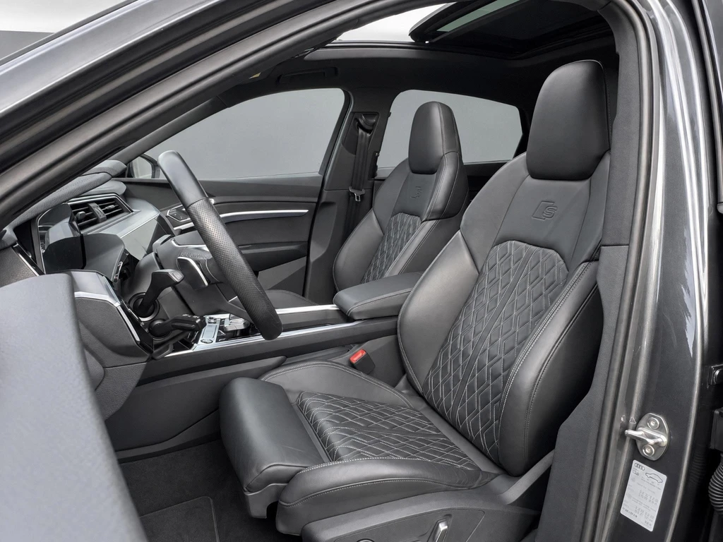 Audi e-tron – foto 11