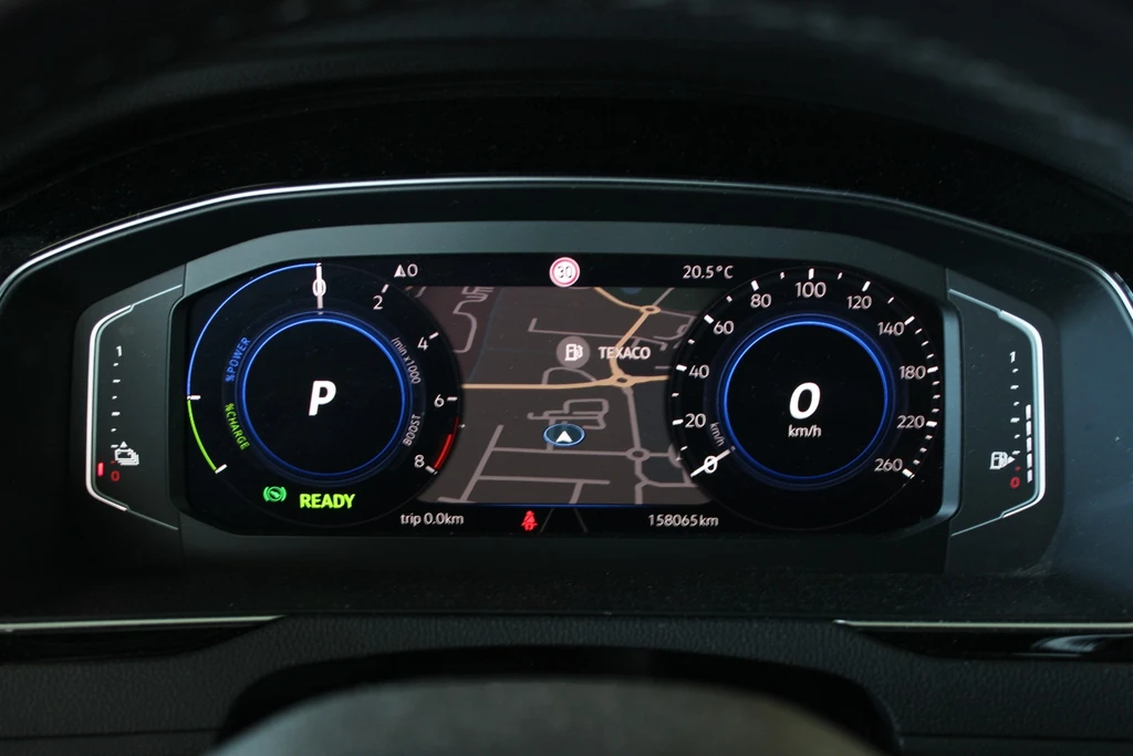 Volkswagen Passat – foto 9