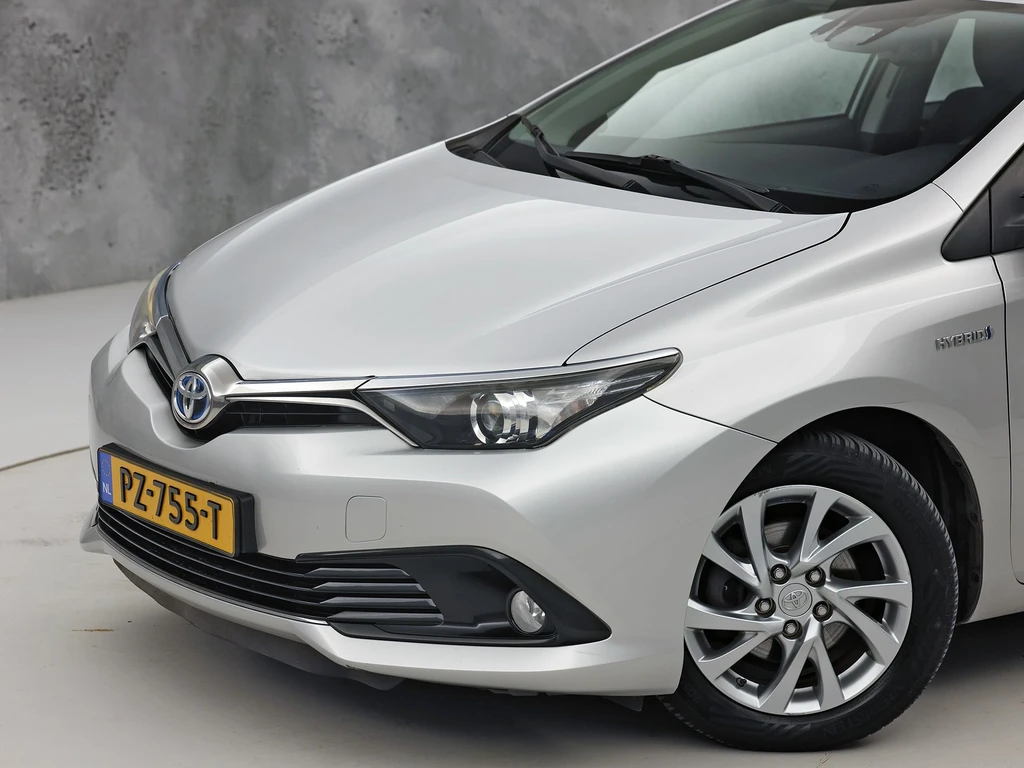 Toyota Auris – foto 2