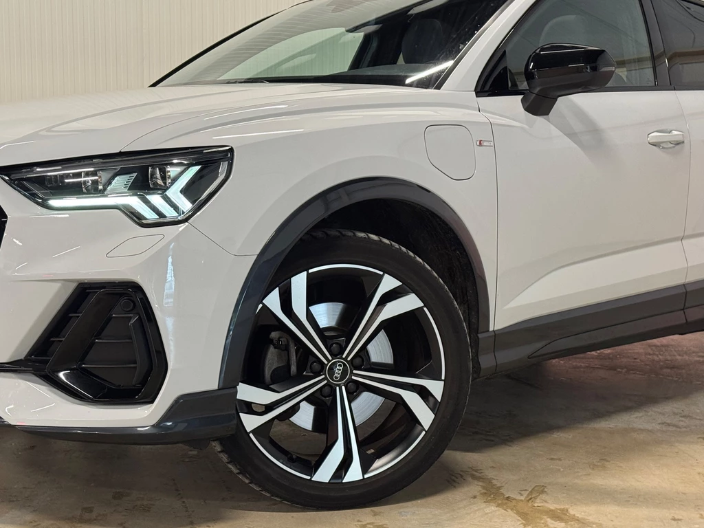 Audi Q3 – foto 18