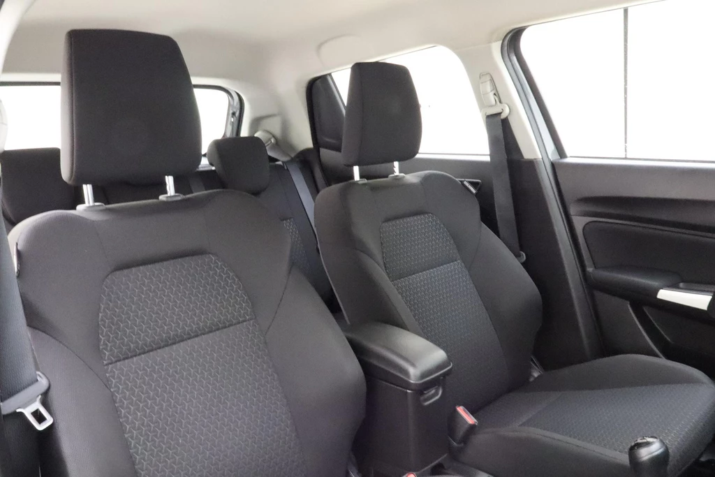 Suzuki Swift – foto 11